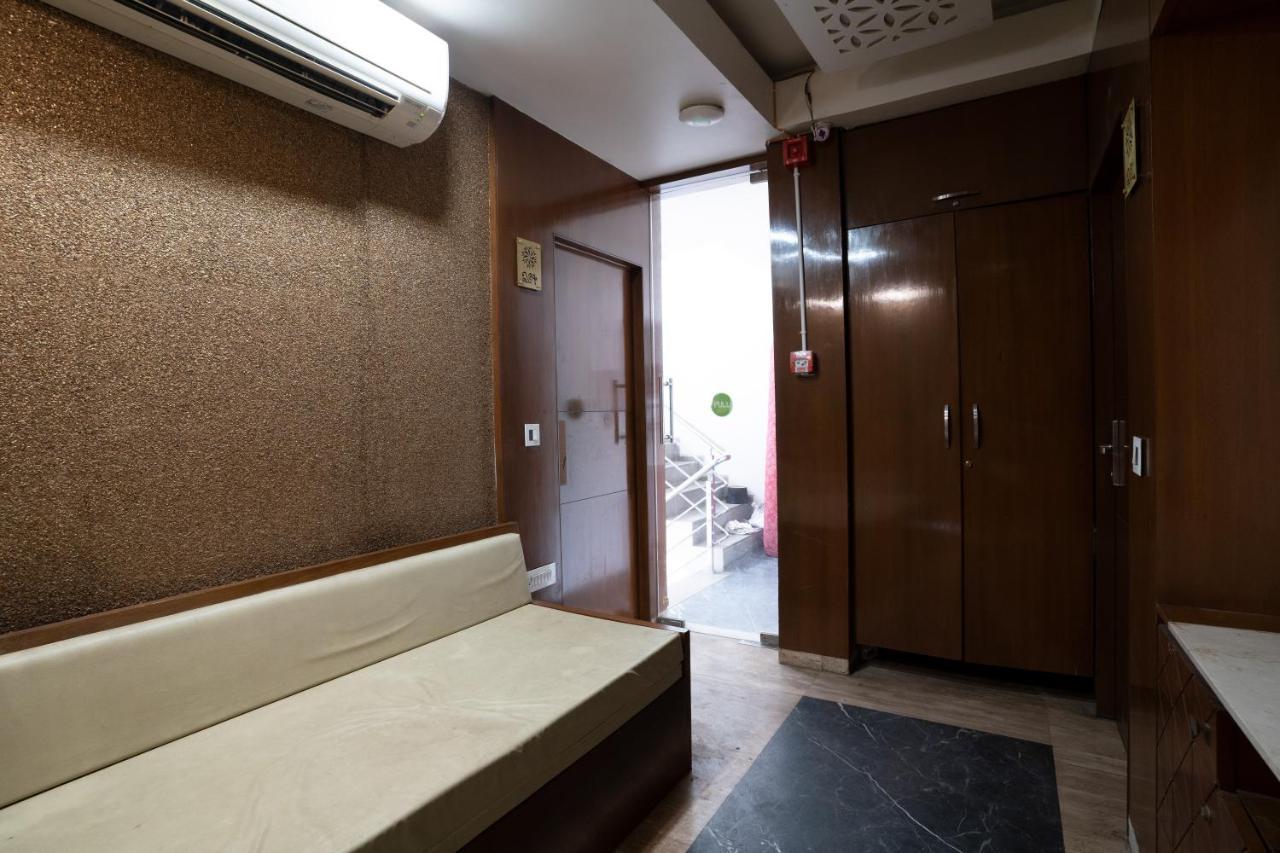 Hotel Kyra Airport Ahmedabad Bagian luar foto